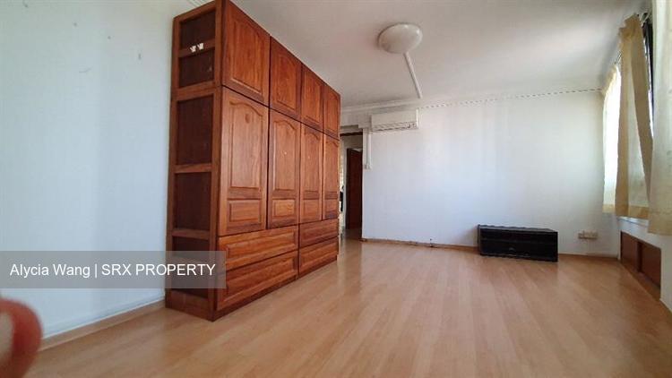 Blk 230H Tampines Street 21 (Tampines), HDB Executive #209026281